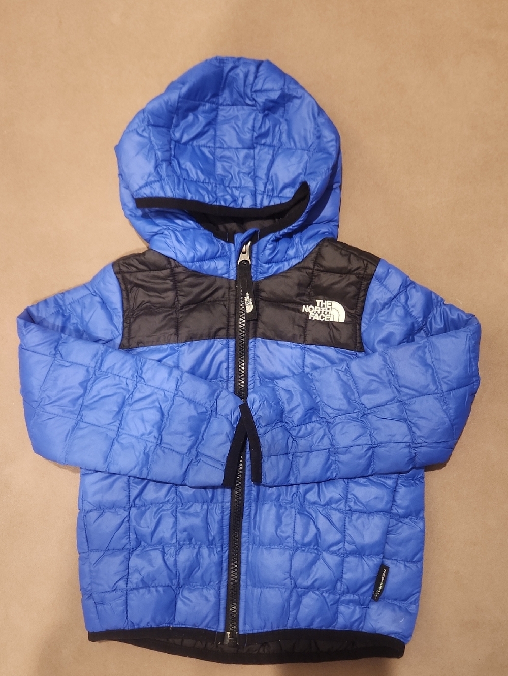 The North Face Blue Hooded Puffer with Black Yoke Toddler 3t Thermoball Eco
